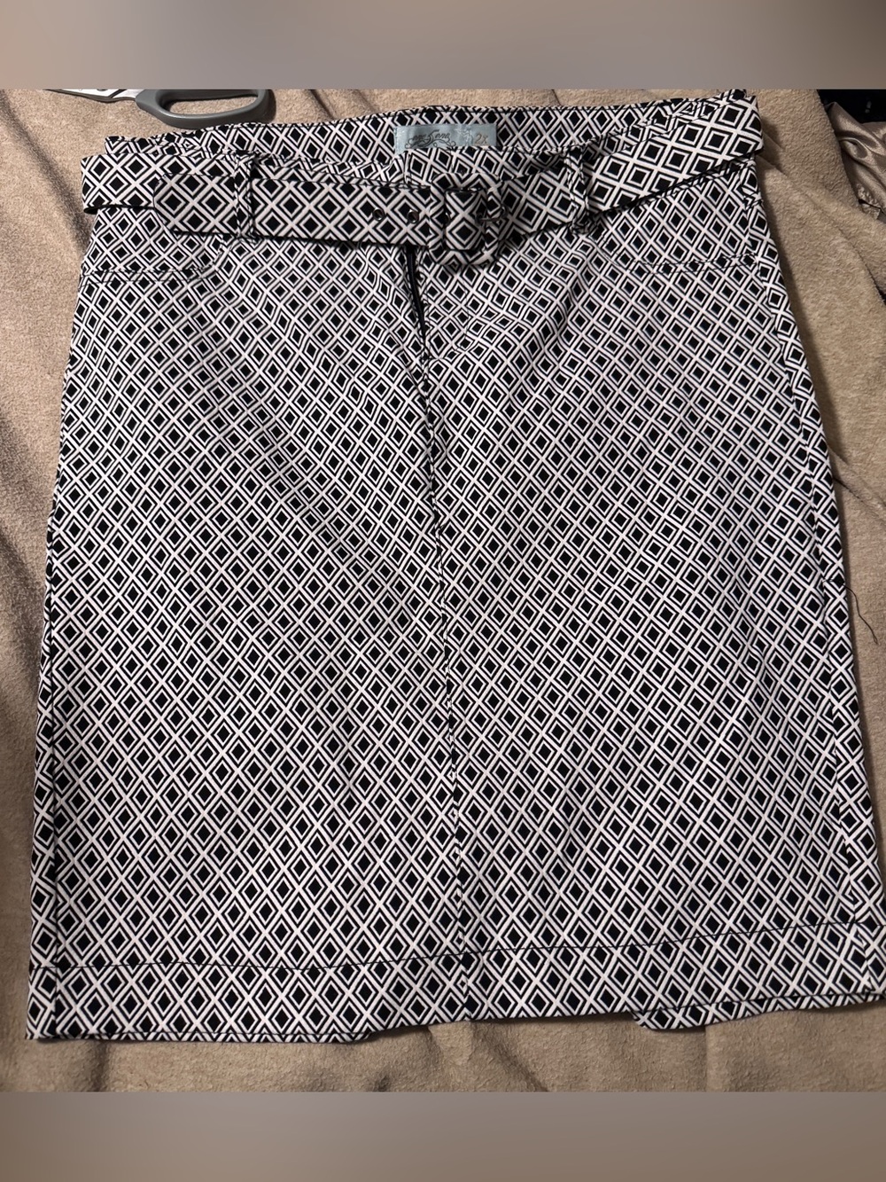 Black & White Geometric Belted Women’s Skirt